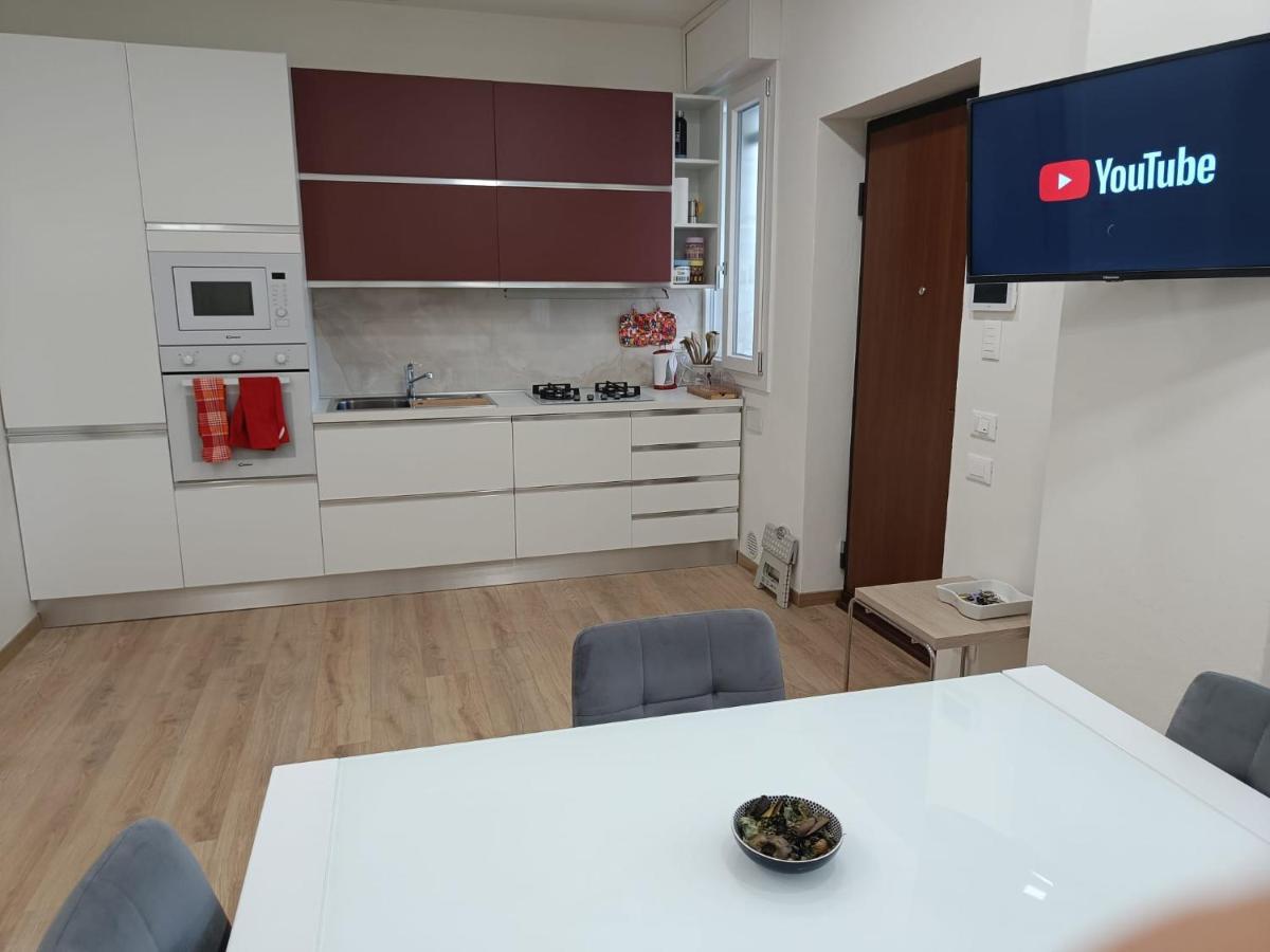 Appartamento La Casa Di Luca/fiera E Stazione/aria Condizionata